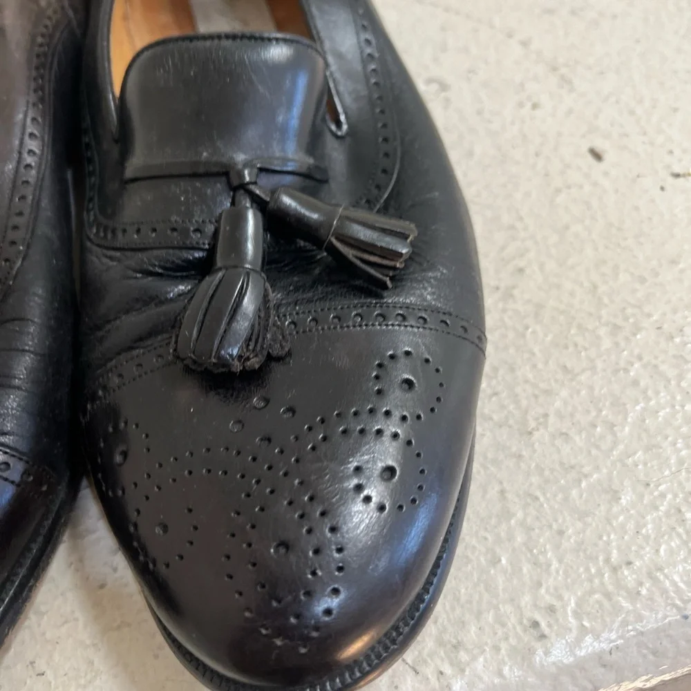 Mezlan Black Leather Cap Toe Tassel Loafers Barcelona Mens 9 W  Preppy Business